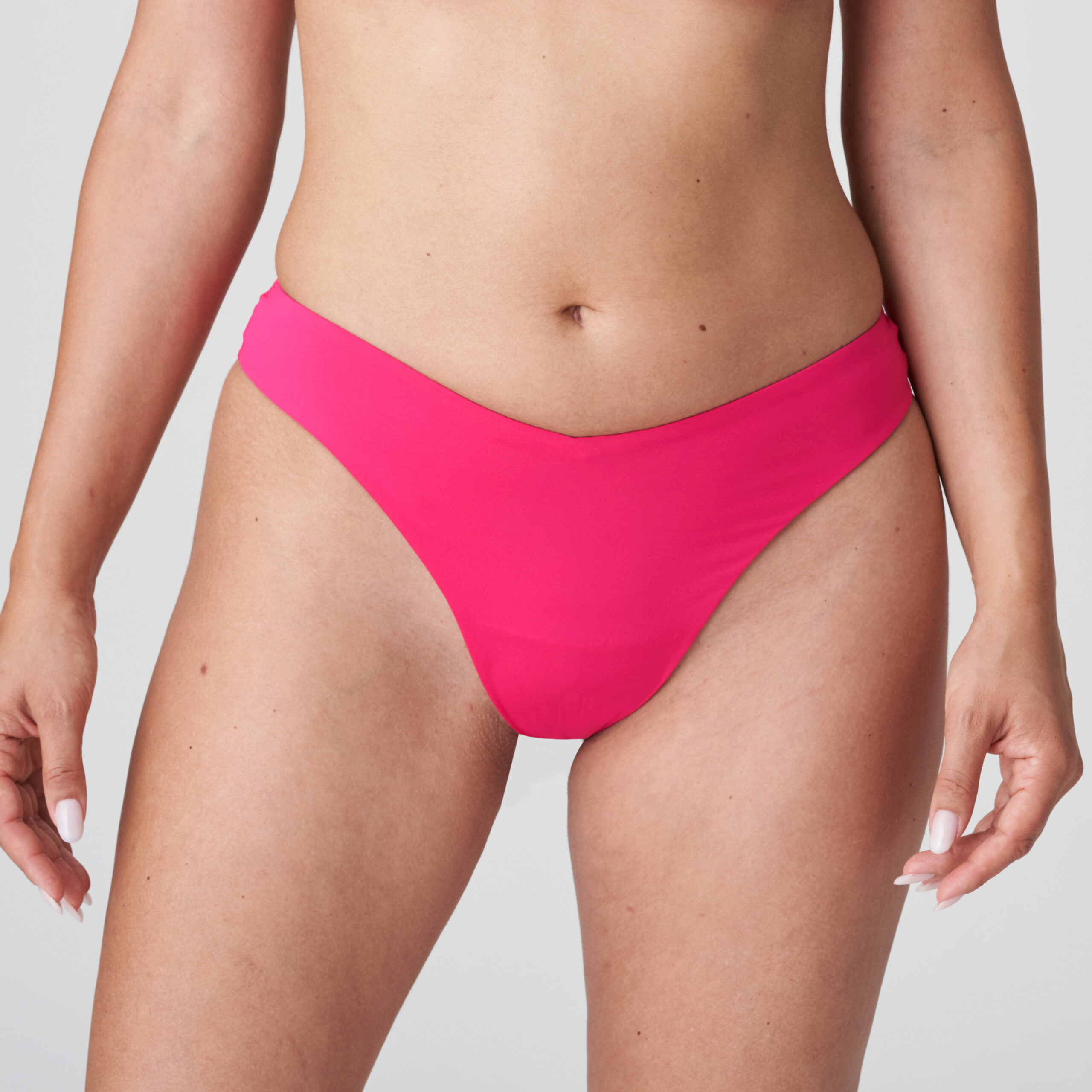 PrimaDonna string Disah electric pink