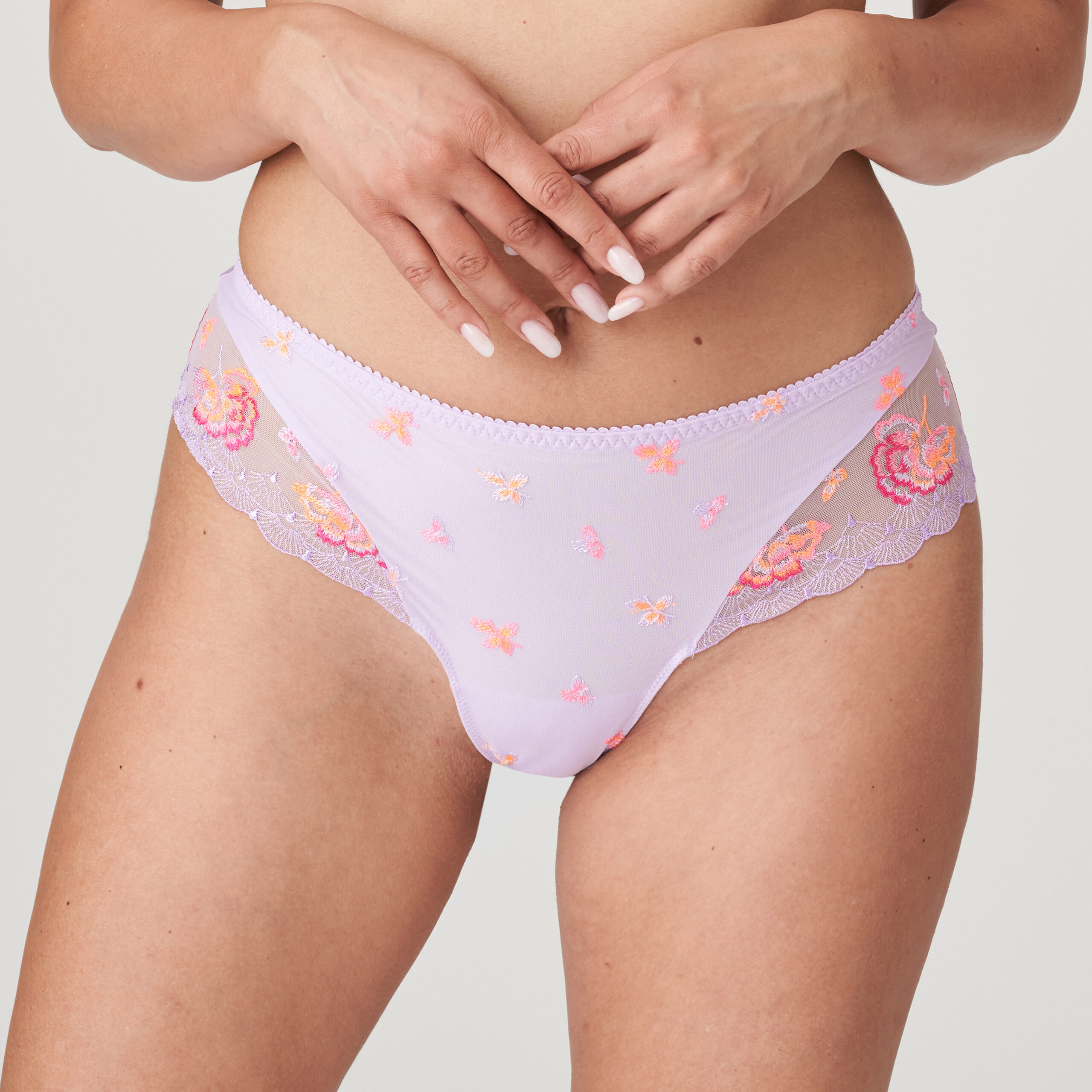 PrimaDonna luxe string Palace garden Pastel Lavender