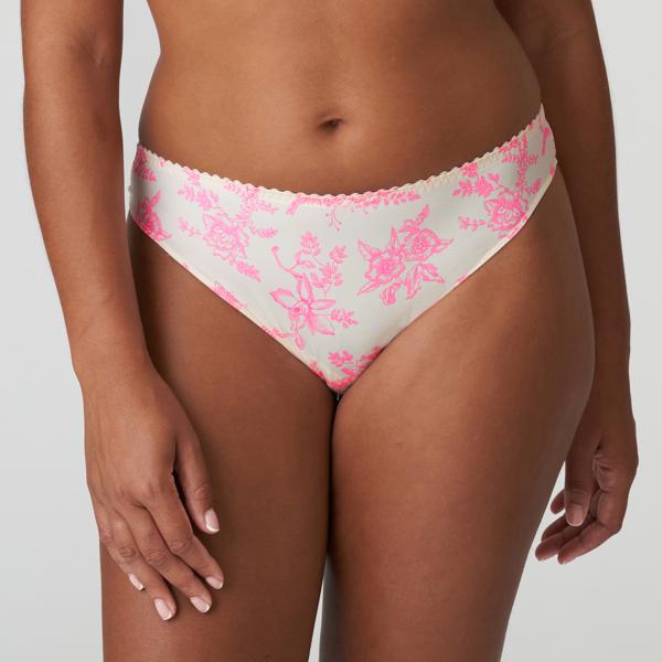 PrimaDonna string Novaro Vibrant Blossom