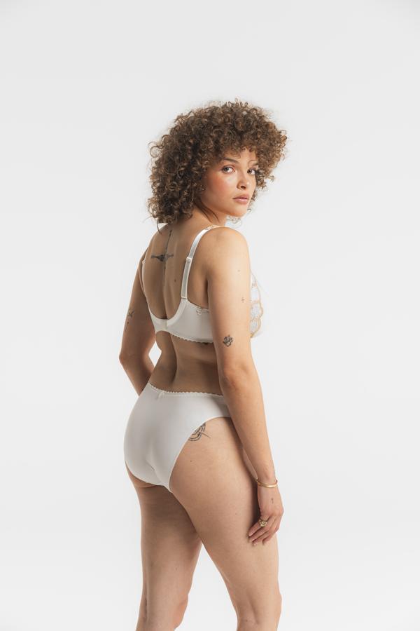 Louisa Bracq Élise  bh  spacer ivoor